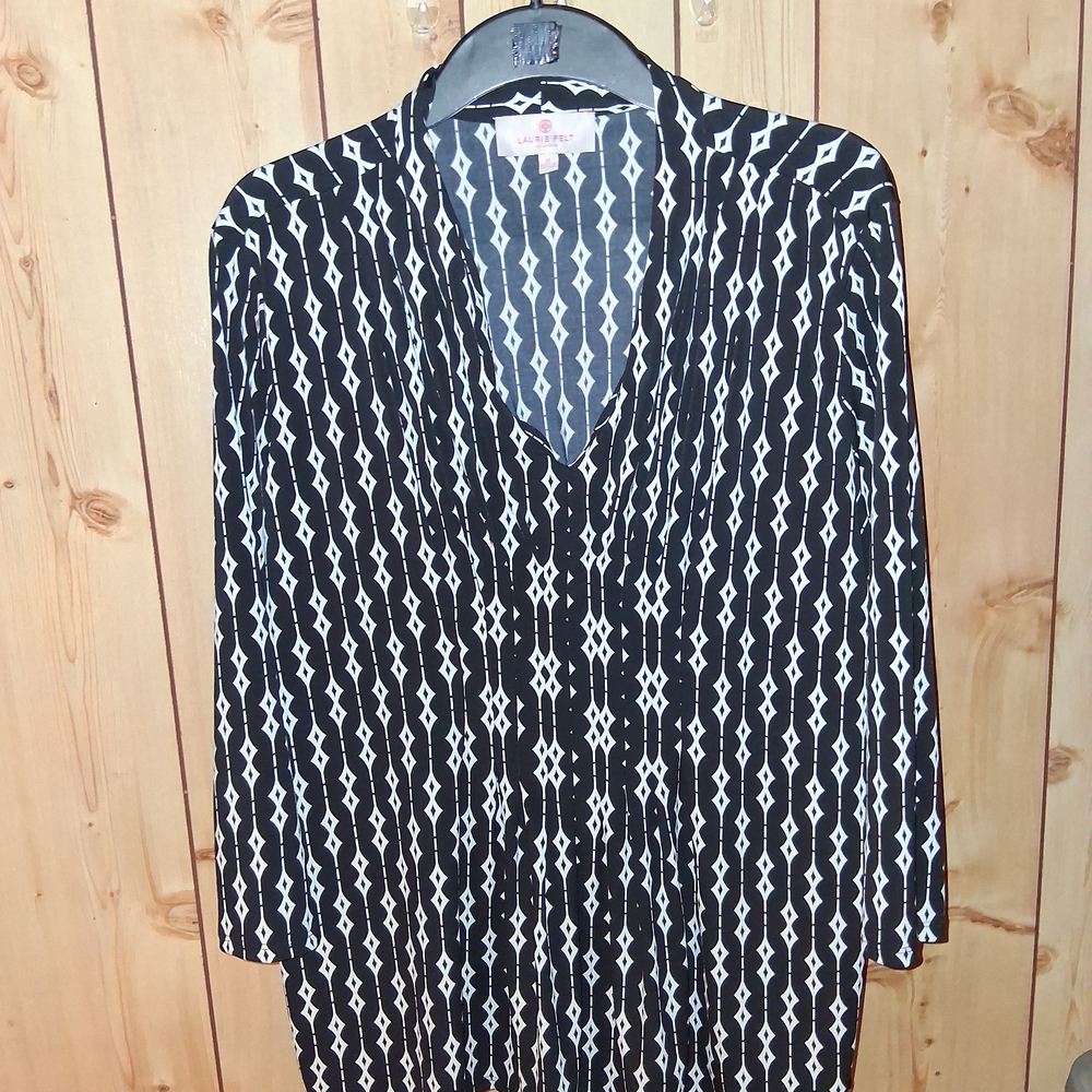 Black and White Geometric Pattern Dress